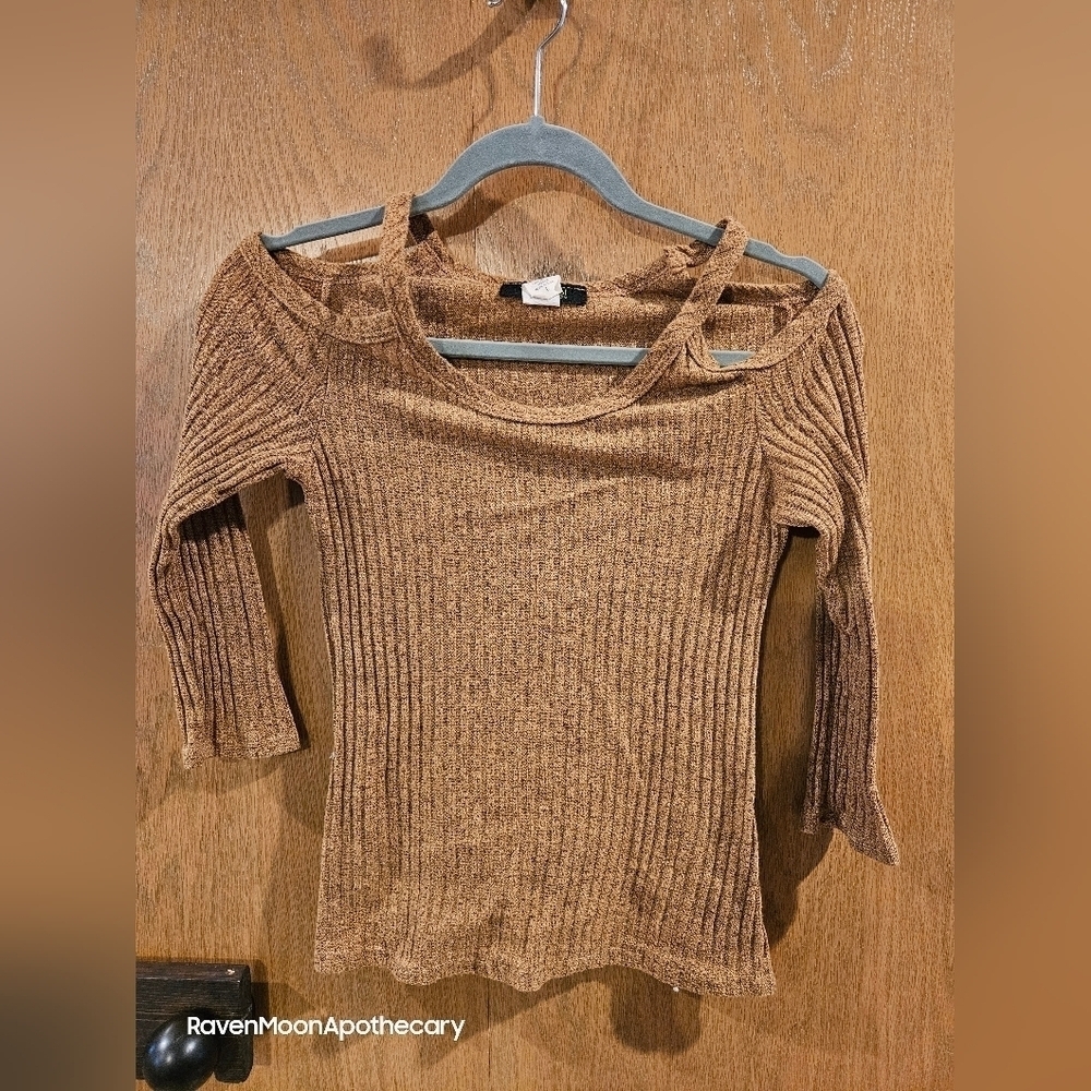 Beware Brand open Shoulder Sweater